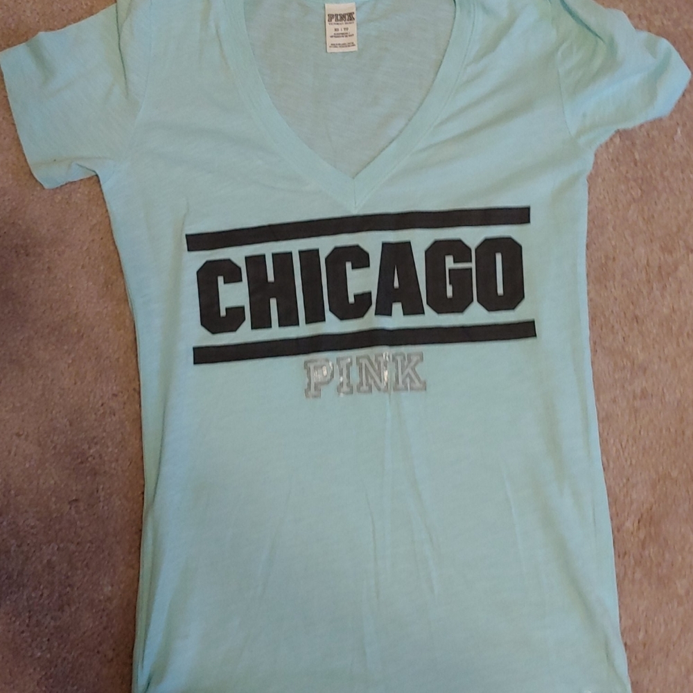 V neck tshirt